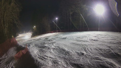 Prostřední část sjezdovky a snowpark