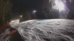 Prostřední část sjezdovky a snowpark