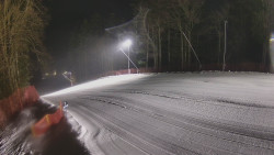 Prostřední část sjezdovky a snowpark