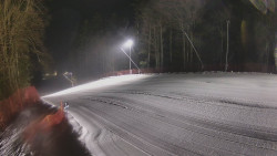 Prostřední část sjezdovky a snowpark