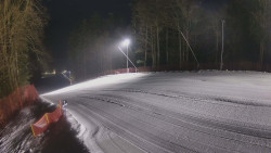 Prostřední část sjezdovky a snowpark
