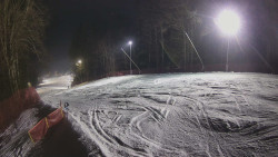 Prostřední část sjezdovky a snowpark
