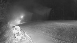 Prostřední část sjezdovky a snowpark