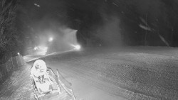 Prostřední část sjezdovky a snowpark