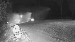 Prostřední část sjezdovky a snowpark