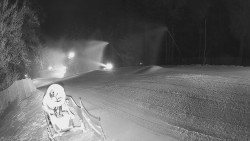 Prostřední část sjezdovky a snowpark