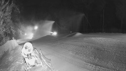 Prostřední část sjezdovky a snowpark