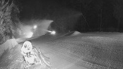 Prostřední část sjezdovky a snowpark