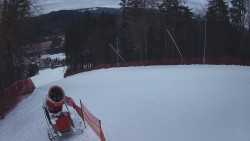 Prostřední část sjezdovky a snowpark