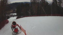 Prostřední část sjezdovky a snowpark