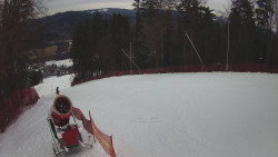 Prostřední část sjezdovky a snowpark