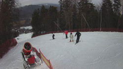 Prostřední část sjezdovky a snowpark