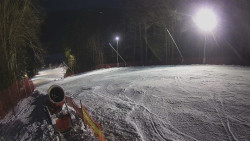 Prostřední část sjezdovky a snowpark