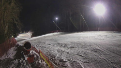 Prostřední část sjezdovky a snowpark