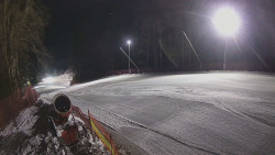 Prostřední část sjezdovky a snowpark