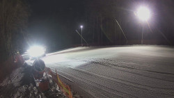 Prostřední část sjezdovky a snowpark