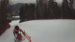 Prostřední část sjezdovky a snowpark