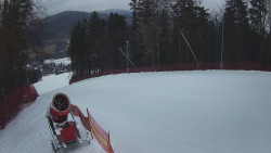 Prostřední část sjezdovky a snowpark