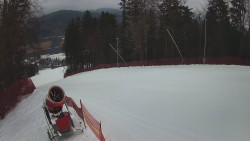 Prostřední část sjezdovky a snowpark
