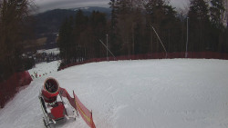 Prostřední část sjezdovky a snowpark