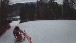 Prostřední část sjezdovky a snowpark