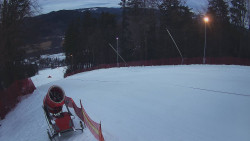 Prostřední část sjezdovky a snowpark
