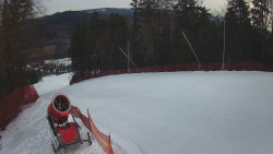 Prostřední část sjezdovky a snowpark