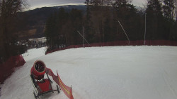 Prostřední část sjezdovky a snowpark