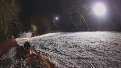 Prostřední část sjezdovky a snowpark