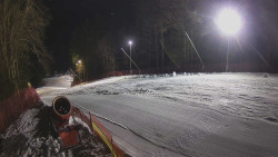 Prostřední část sjezdovky a snowpark