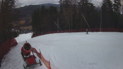 Prostřední část sjezdovky a snowpark