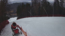 Prostřední část sjezdovky a snowpark