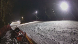 Prostřední část sjezdovky a snowpark