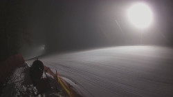 Prostřední část sjezdovky a snowpark