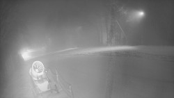 Prostřední část sjezdovky a snowpark