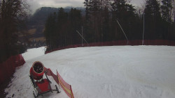 Prostřední část sjezdovky a snowpark
