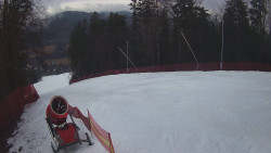Prostřední část sjezdovky a snowpark