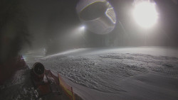 Prostřední část sjezdovky a snowpark