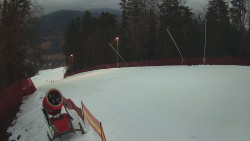 Prostřední část sjezdovky a snowpark