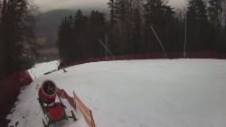 Prostřední část sjezdovky a snowpark