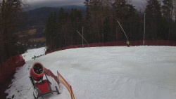 Prostřední část sjezdovky a snowpark