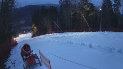 Prostřední část sjezdovky a snowpark