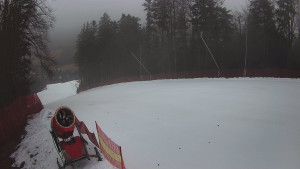 Skiareál Karolinka - Prostřední část sjezdovky a snowpark - 11.2.2026 v 08:32 Skiareál Karolinka - Prostřední část sjezdovky a snowpark - 11.2.2026 v 08:32