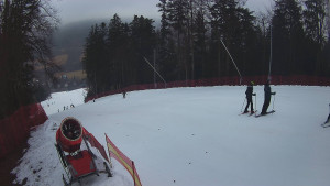 Skiareál Karolinka - Prostřední část sjezdovky a snowpark - 11.2.2026 v 09:02 Skiareál Karolinka - Prostřední část sjezdovky a snowpark - 11.2.2026 v 09:02