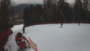 Skiareál Karolinka - Prostřední část sjezdovky a snowpark - 11.2.2026 v 10:02 Skiareál Karolinka - Prostřední část sjezdovky a snowpark - 11.2.2026 v 10:02