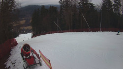 Prostřední část sjezdovky a snowpark