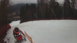 Prostřední část sjezdovky a snowpark