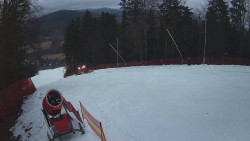 Prostřední část sjezdovky a snowpark