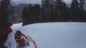 Skiareál Karolinka - Prostřední část sjezdovky a snowpark - 11.2.2026 v 17:02 Skiareál Karolinka - Prostřední část sjezdovky a snowpark - 11.2.2026 v 17:02