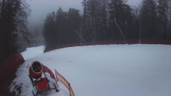 Prostřední část sjezdovky a snowpark